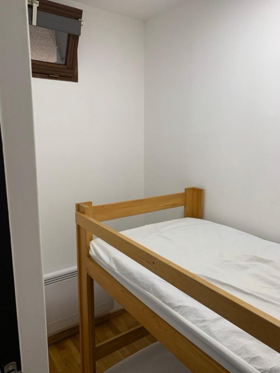 Appartement Agreable A Deux Pas Du Plan D'Eau 엠브룬 외부 사진